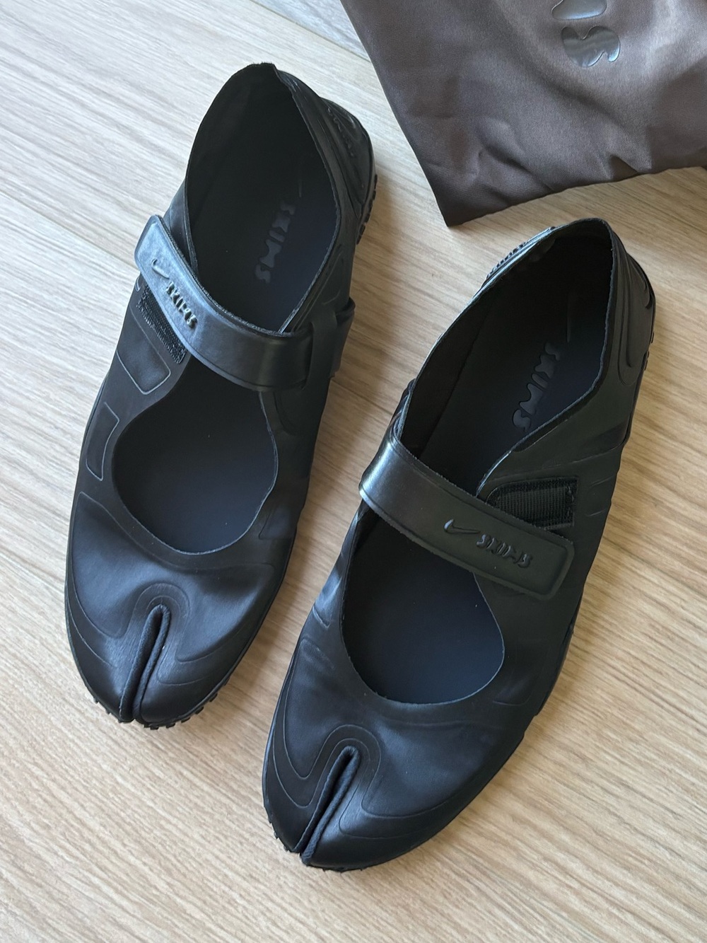 SKIMS Rift Satin Split-Toe Mary Jane Flats